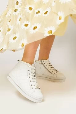 Jones Bootmaker Elenore Leather Quilted Trainers -Boutique Fashion Shoe Store A21131s6