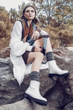 Jones Bootmaker Lanie White Zip Up Chunky Boots