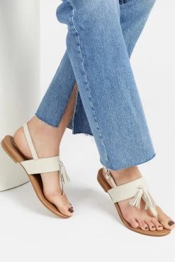 Jones Bootmaker Cream Lizabeth Leather Thong Sandals