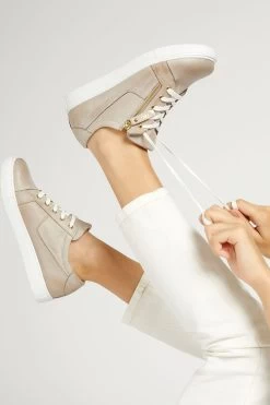 Jones Bootmaker Leather Lace-Up Trainers